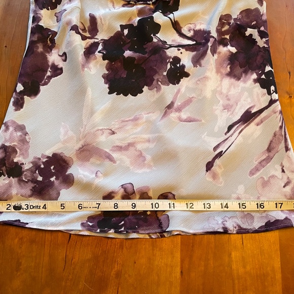 NWOT - Ann Taylor LOFT sleeveless blouse - Picture 7 of 8